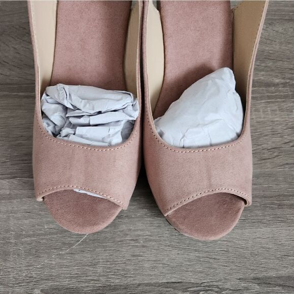 Women's SUEDE PLATFORM SANDALS IS PINK COLOR SIZE 7 . - Picture 3 of 6